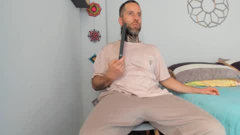 Snapshot of sexycolombian2022 chatting on February 2025 03:36:02 PM Antonioylola online show from February 2025 03:36:02 PM