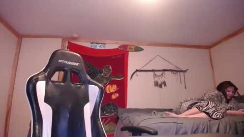 Austin and Megan online show from February 2026 05:33:02 AM