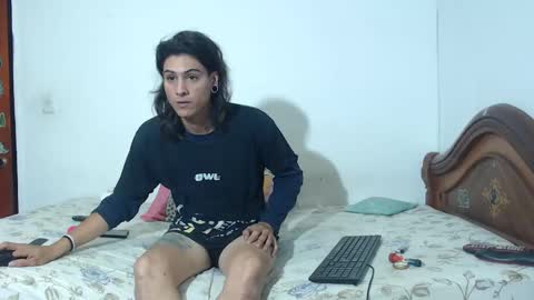 Snapshot of sexydarkhunter2 chatting on January 2025 02:23:01 AM Mike online show from January 2025 02:23:01 AM