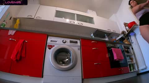 XDA   online show from February 2025 11:41:02 AM