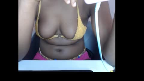 Snapshot of sexydebabe chatting on September 2025 09:25:01 PM sexydebabe online show from September 2025 09:25:01 PM