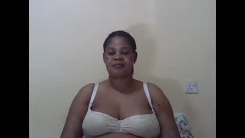 Snapshot of sexydove2 chatting on March 2025 07:07:02 PM EMILY online show from March 2025 07:07:02 PM