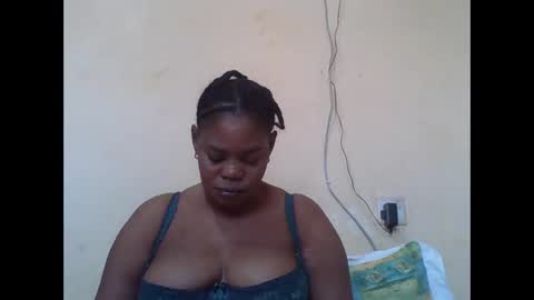 Snapshot of sexydove2 chatting on September 2025 04:05:02 AM EMILY online show from September 2025 04:05:02 AM