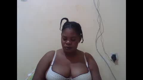 Snapshot of sexydove2 chatting on September 2025 03:34:01 AM EMILY online show from September 2025 03:34:01 AM