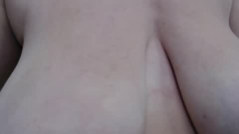 Snapshot of sexyelsexy1 chatting on October 2025 06:17:01 AM Emma online show from October 2025 06:17:01 AM