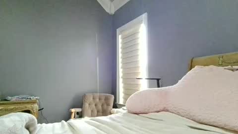 LisaisLuscious online show from June 2026 01:42:01 PM