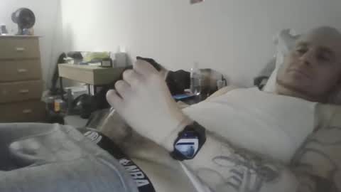 Snapshot of sexyfredy7722 chatting on December 2025 02:17:01 AM sexyfredy7722 online show from December 2025 02:17:01 AM