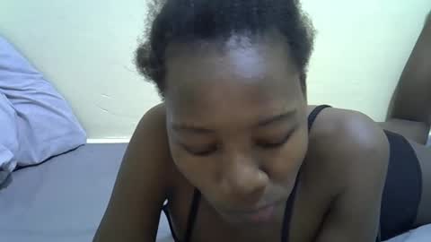 sexyghurl12 online show from October 2025 06:39:01 PM