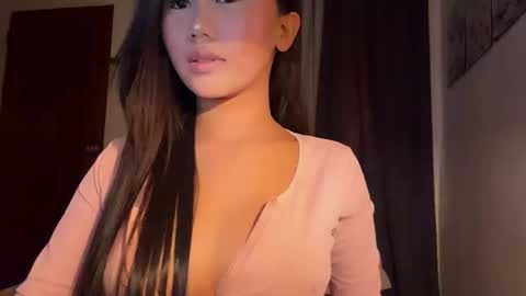 sexyhotangelyn online show from December 2025 06:41:02 AM