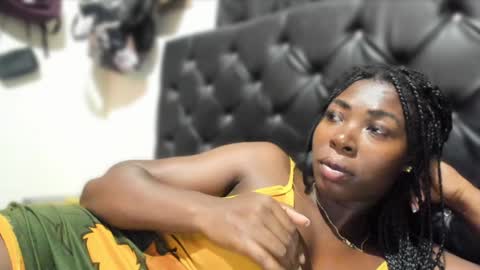 Snapshot of sexyhotblack21 chatting on December 2024 04:09:01 AM hotebony online show from December 2024 04:09:01 AM