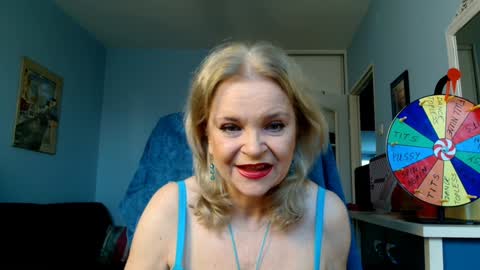 Jenny online show from December 2024 11:41:02 AM