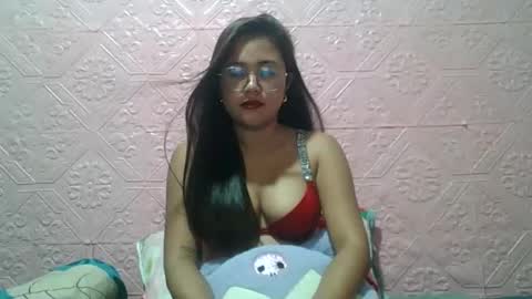 sexyjessa20 online show from May 2026 10:50:01 PM