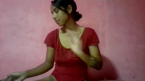 sexyjolie586 online show from June 2026 07:45:01 PM