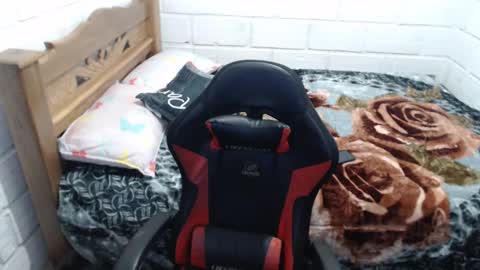 sexyjustin202 online show from March 2025 10:50:02 PM