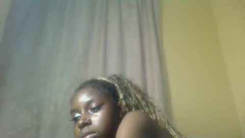 Snapshot of sexykitten200 chatting on November 2025 06:34:02 AM SexyKitty online show from November 2025 06:34:02 AM