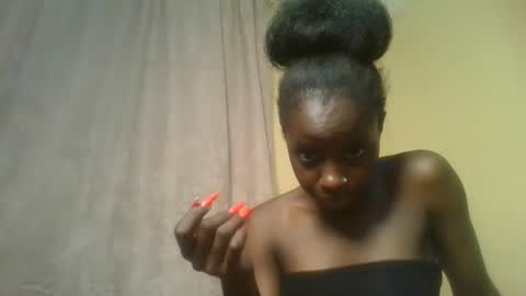 Snapshot of sexykitten200 chatting on November 2025 11:57:02 AM SexyKitty online show from November 2025 11:57:02 AM