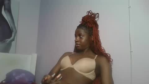 Snapshot of sexykitten200 chatting on December 2025 07:53:02 PM SexyKitty online show from December 2025 07:53:02 PM