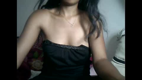 Snapshot of sexylarra12 chatting on January 2025 06:41:02 PM sexylarra12 online show from January 2025 06:41:02 PM