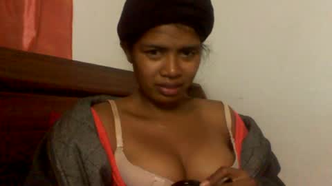 Snapshot of sexylarra12 chatting on June 2026 02:56:02 AM sexylarra12 online show from June 2026 02:56:02 AM