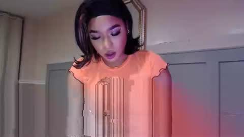 Snapshot of sexylatincouple chatting on January 2026 08:52:01 AM SEXYLATINCOUPLE online show from January 2026 08:52:01 AM