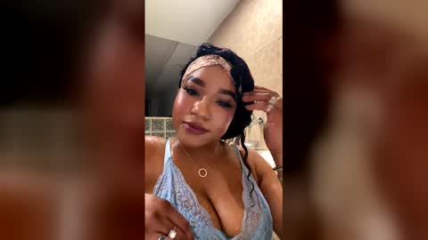 Snapshot of sexylatincouple chatting on February 2026 10:47:02 AM SEXYLATINCOUPLE online show from February 2026 10:47:02 AM