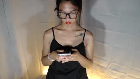 Snapshot of sexylaylia chatting on October 2025 04:57:02 AM Laylia3 online show from October 2025 04:57:02 AM