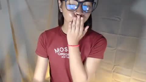 Snapshot of sexylaylia chatting on October 2025 02:50:02 PM Laylia3 online show from October 2025 02:50:02 PM