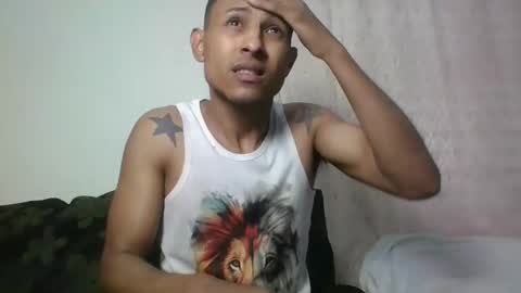 Snapshot of sexyleon69 chatting on January 2025 06:58:02 AM Sexy leon online show from January 2025 06:58:02 AM