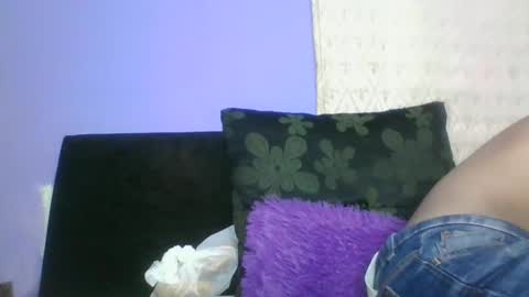 Snapshot of sexyleon69 chatting on March 2025 05:49:02 AM Sexy leon online show from March 2025 05:49:02 AM