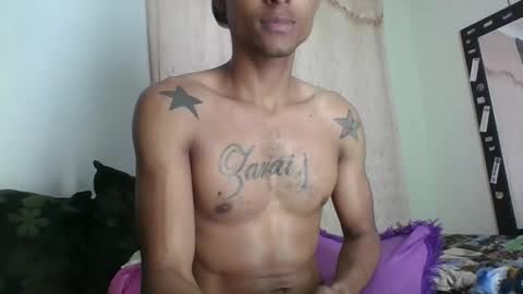 Snapshot of sexyleon69 chatting on December 2025 07:32:01 PM Sexy leon online show from December 2025 07:32:01 PM