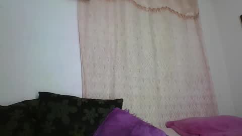 Snapshot of sexyleon69 chatting on February 2026 03:11:01 AM Sexy leon online show from February 2026 03:11:01 AM