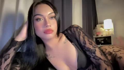 maxine online show from April 2026 08:09:02 PM