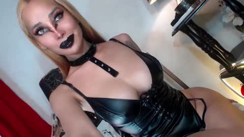 Queen Sofia online show from January 2025 03:05:02 AM