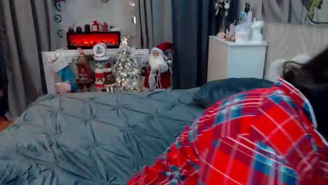 Snapshot of sexymilfsquirter chatting on January 2025 06:29:02 PM Victoria online show from January 2025 06:29:02 PM