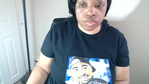 SexyMona online show from April 2026 02:52:02 PM