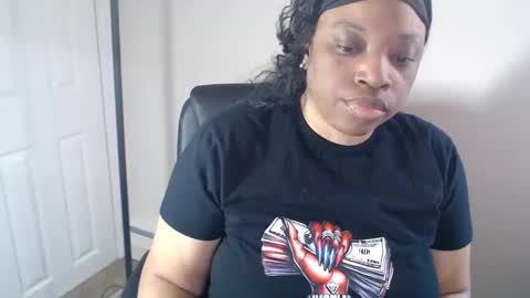SexyMona online show from May 2026 04:39:01 PM