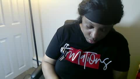 SexyMona online show from May 2026 07:37:01 AM