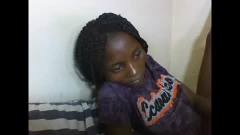 VIVIAN online show from February 2025 11:02:02 AM