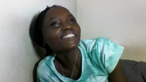 VIVIAN online show from February 2025 07:30:01 PM