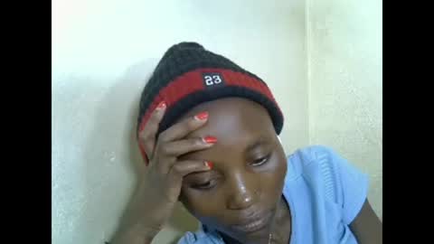 VIVIAN online show from February 2025 10:41:01 AM