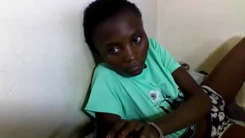 VIVIAN online show from March 2025 07:41:01 AM