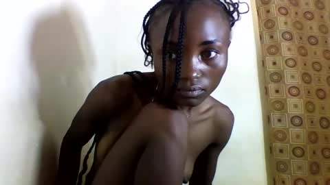 VIVIAN online show from March 2025 08:22:01 AM