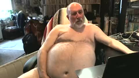 Grizz Lee Bear online show from February 2025 02:58:01 PM