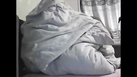 Snapshot of sexyone1111111 chatting on May 2026 07:00:01 PM Sexyone online show from May 2026 07:00:01 PM