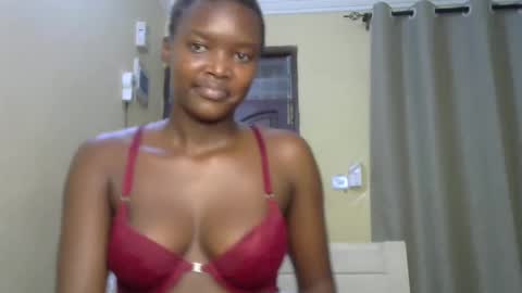 Lee online show from February 2025 01:27:01 PM