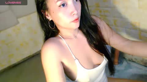 Snapshot of sexypinaymiya chatting on December 2024 08:50:01 AM Miyah online show from December 2024 08:50:01 AM