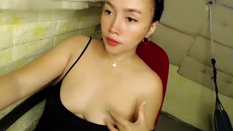 Snapshot of sexypinaymiya chatting on October 2025 10:21:02 AM Miyah online show from October 2025 10:21:02 AM