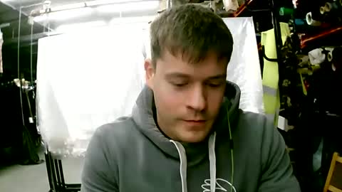 Erikson online show from October 2025 05:37:01 AM