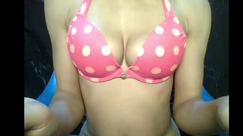 Snapshot of sexypussy000 chatting on February 2026 08:29:02 AM sexypussy000 online show from February 2026 08:29:02 AM