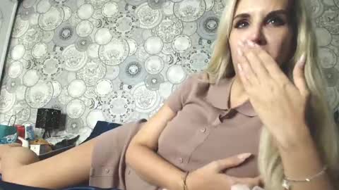 Snapshot of sexyquennina chatting on November 2025 10:34:01 PM SexyQueenNina online show from November 2025 10:34:01 PM